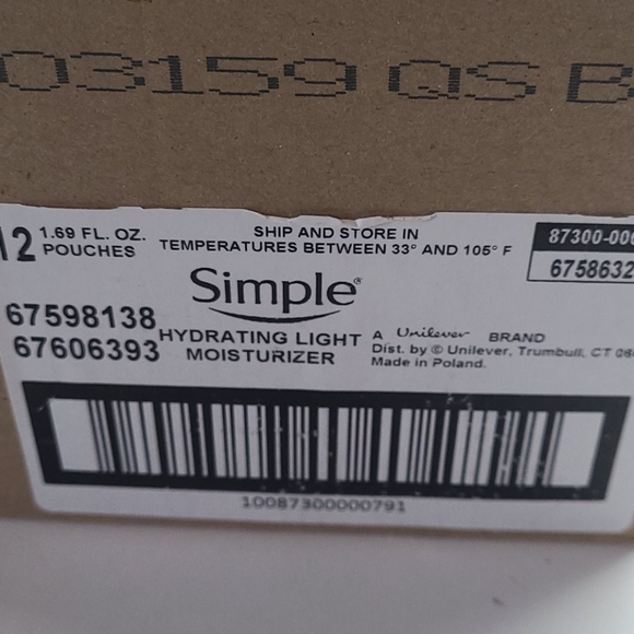 Simple 12 moisturizer lotion packets - Picture 4 of 4